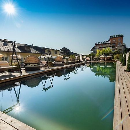 Hotel Winzer Wellness & Kuscheln Sankt Georgen im Attergau Dış mekan fotoğraf